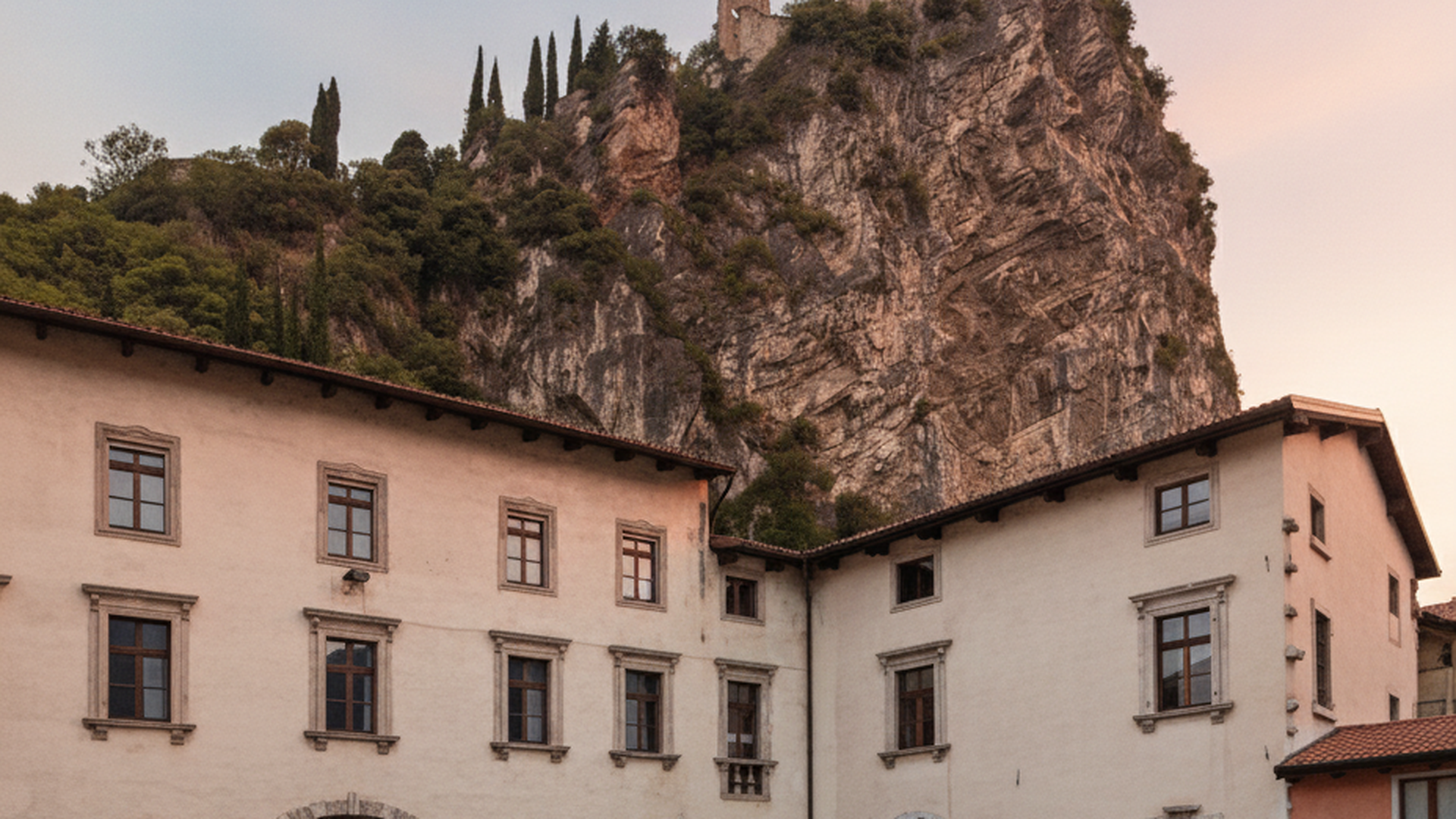 Galleria Civica G. Segantini di Arco — Arco (Trentino-Alto Adige)